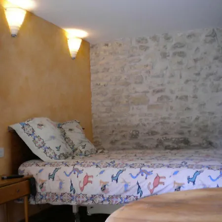 D'hote Au Col De Cygne Bed & Breakfast
